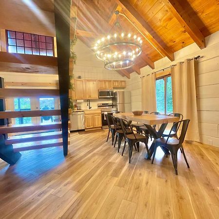 Modern Lake Side Nest• Hotub Fenced Yard King Beds Sevierville Kültér fotó