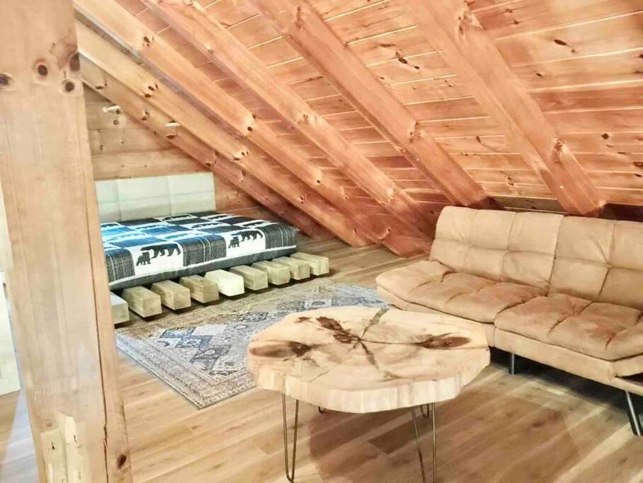Modern Lake Side Nest• Hotub Fenced Yard King Beds Sevierville Kültér fotó