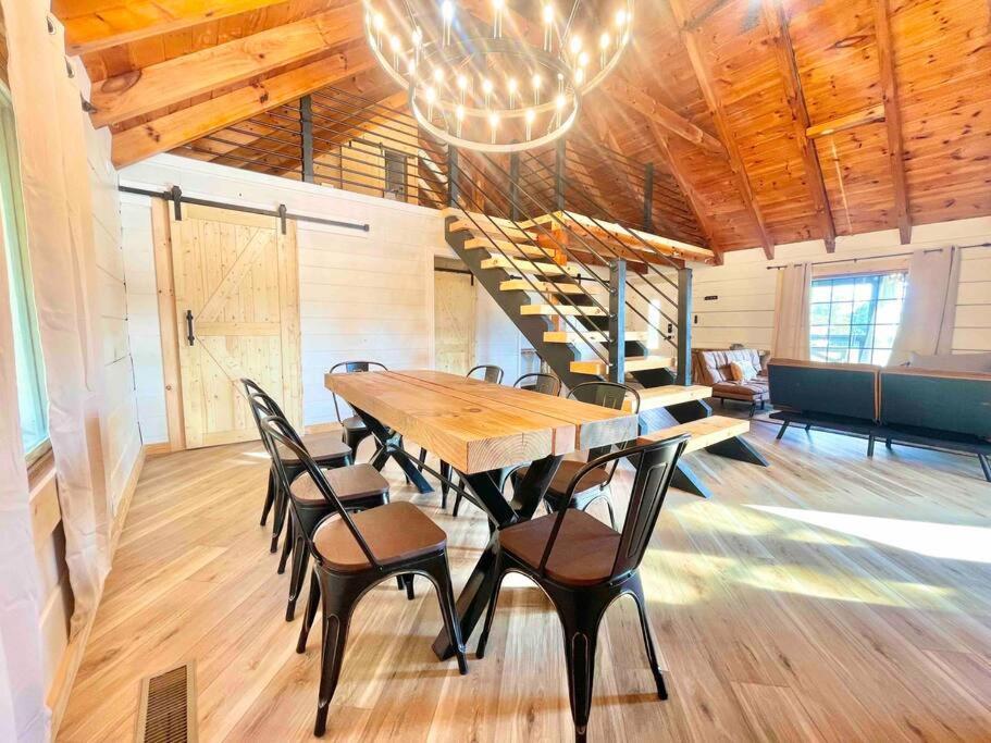 Modern Lake Side Nest• Hotub Fenced Yard King Beds Sevierville Kültér fotó