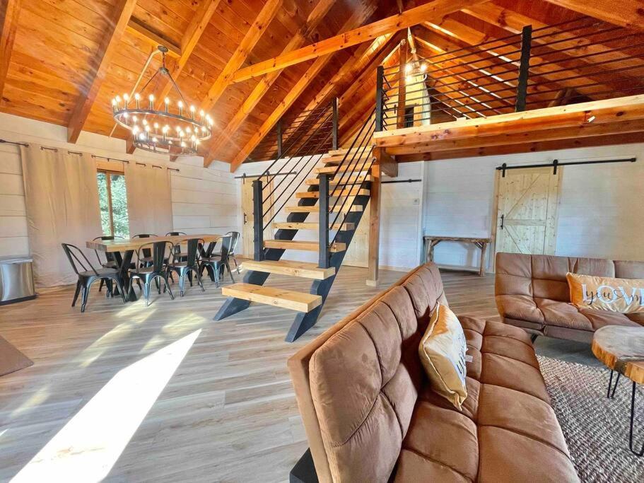 Modern Lake Side Nest• Hotub Fenced Yard King Beds Sevierville Kültér fotó